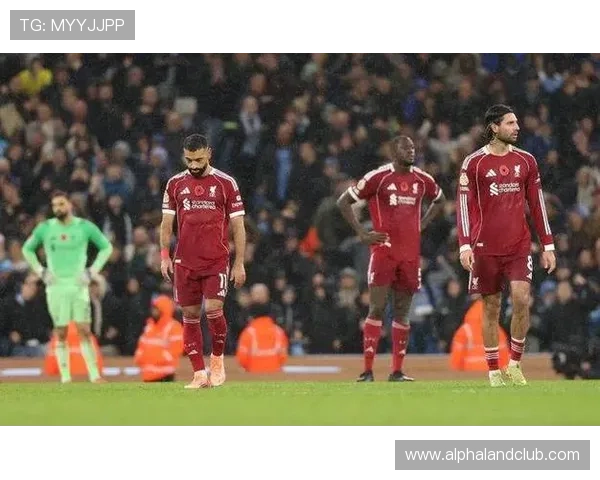 早报：斯洛特获利物浦全力支持多特小胜奥格斯堡继续争冠