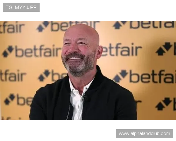 希勒建议范戴克用精彩表现反击鲁尼批评以实际行动证明自己 希勒建议范戴克用精彩表现反击鲁尼批评以实际行动证明自己